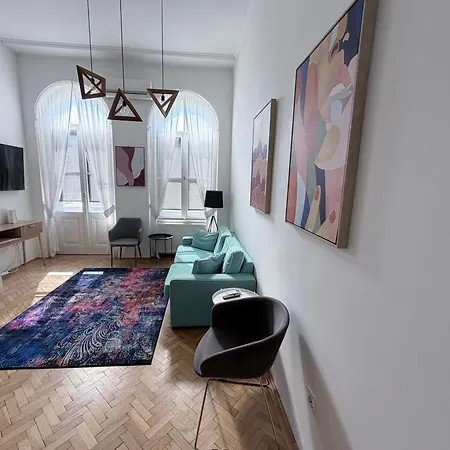 Apartament V10 Luxury Downtown Székesfehérvár