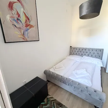 Apartament V10 Luxury Downtown *